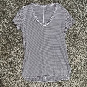 Lululemon top